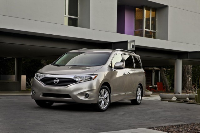 2014 Nissan Quest (2).jpg